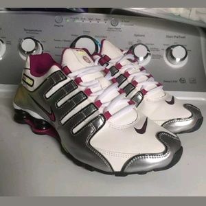 Nike shox Women's sz 10 shocks purple yellow